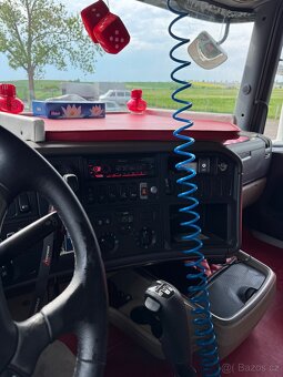 Scania R560 V8 topline manual lowdeck - 9