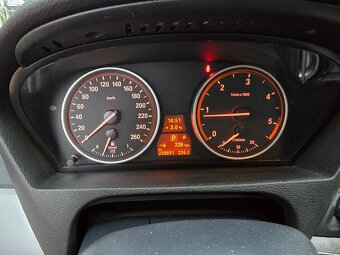 BMW X5 XDRIVE 35D - 9