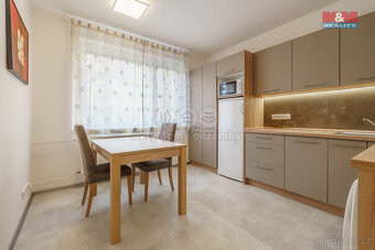 Pronájem bytu 1+1, Karlovy Vary, ul. Úvalská - 9