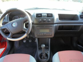 Škoda Roomster 1.2 12 V - 9