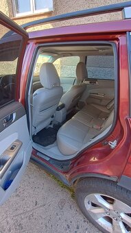 Subaru Forester 2.0i bi-fuel, 4x4, model SH, manuál - 9