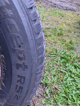 Zimni pneu 215/65/15 - 9