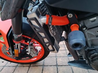 KTM Duke 890 r. 2021 85kw - 9