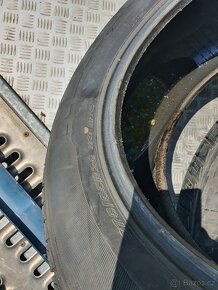 Gumy  275/55 R20 - 9