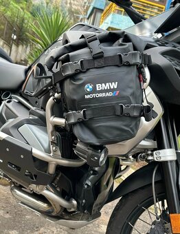 Boční brašny BMW motorrad 8l - 9