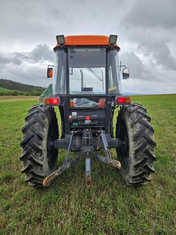 Malotraktor Kubota GL53 s čelním nakladačem - 9