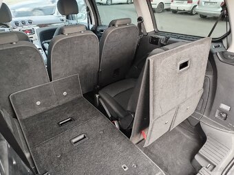 Ford Galaxy - 9