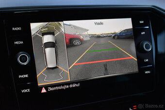 Volkswagen Passat 2.0TDi Elegance Matrix Virtual - 9