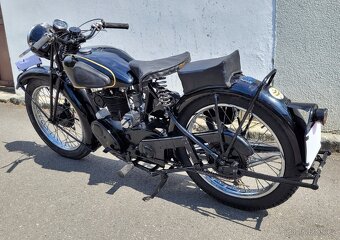 Velocette 350 OHV model MAC - 9