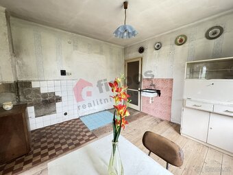 Prodej rodinného domu 4+1 263m2 v Tísku, okr. Nový Jičín - 9