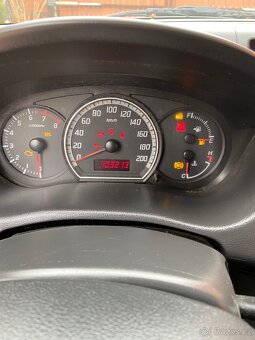 Suzuki Swift sport - 9