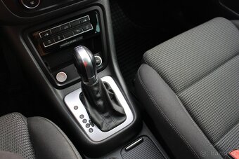 Volkswagen Sharan, 2,0 TDi DSG,ČR,7-MÍST,XENONY, r.v. 2017 - 9