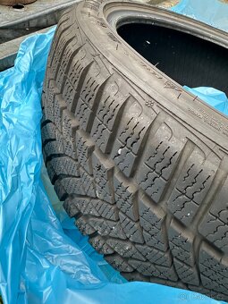 Zimní pneu 205/45/R18 - 9