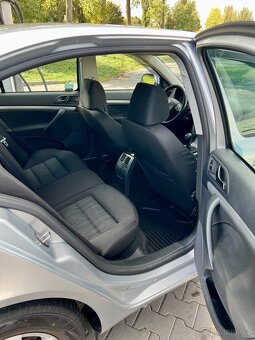 ŠKODA OCTAVIA 2.0 TDI 103 KW 2011 FACELIFT LIFTBACK - 9