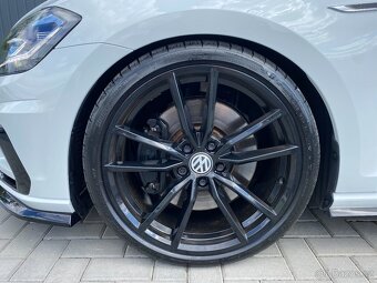 Volkswagen Golf 7,5 - 2.0TSI 228KW R-LINE - 4x4 -MANUÁL 2017 - 9