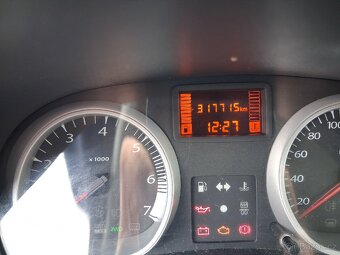 Dacia duster 4x4 1.5 dci - 9