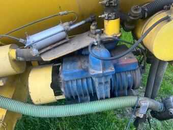 CISTERNOVÁ NÁSTAVBA TATRA 815 Agro - 9