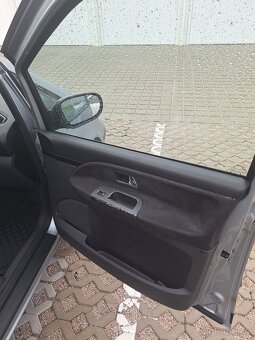 Ford Galaxy 1.9 TDI 85 KW - 9