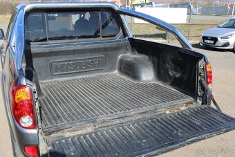 Mitsubishi L200 2,5DI-D 100KW, DoubleCab, 4 x 4, r.v. 2008 - 9