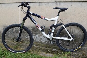 Celoodpružená Kona One20 - 9