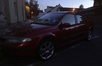 Ranault Laguna 1.9 dci rok 2003 - 9