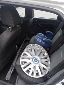 Ford Focus r.v.2011,1,6 benzín, 74 Kw. - 9