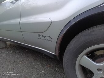 Toyota RAV4 - 2,0 110kw - benzín - 9