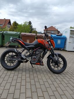 KTM duke 125 2012 - 9
