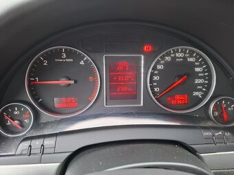 Audi A4 1.9 TDI 96kw/131PS Klima Alu Model 2003 Nová Stk - 9