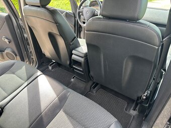 Mercedes-Benz A180 1,7i 85KW VYHŘÍVANÁ SEDADLA - 9