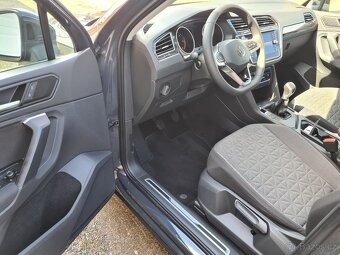 VOLKSWAGEN TIGUAN 2,0 TDI DPH NAVI LED TEMPOMAT - 9