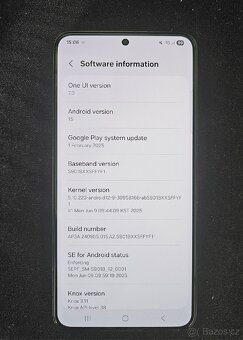 Samsung Galaxy S22 256GB - 9
