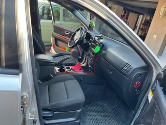 Kia Sorento - 9