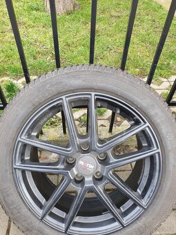 Alu kola 5x112 r17 7,5j et45 zimni pneu 225/50/17 - 9