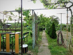 Prodej zděné zahradní chatky16 m²,  lokalita za hřbitovem Ho - 9