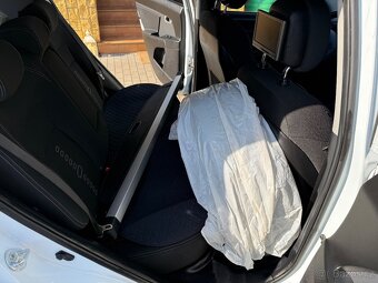 Kia Sportage 1.6i GDi 99kw rok 2013 LED světla - 9