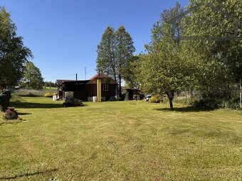 Prodej zahrady 944 m2 se zahradní chatou a kolnou - Sulislav - 9