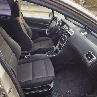 Peugeot 307 - 9