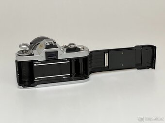 Canon AV-1 + Canon FD 35-70mm f/4 - 9