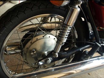 Suzuki GT 250 Ram Air System 1973 - 9