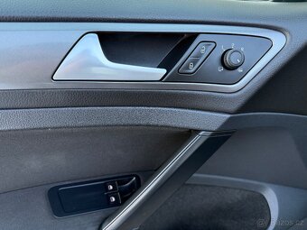 Volkwagěn Golf 1.2TSi 66kW, 9/2015, jen 89tkm. - 9