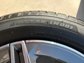 R19 GLA GLB Mercedes Bridgestone 235/50 R19 Zimní - 9
