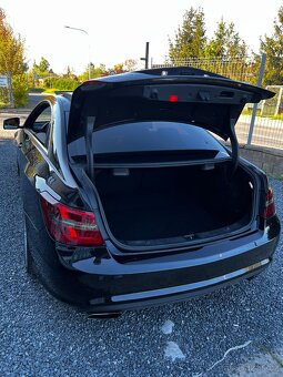 Mercedes-Benz Třídy E, Coupé E350 cdi 195kw AMG - 9