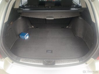 Toyota Avensis combi 2.2 D-4D 110kw - 9