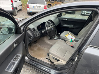 VOLVO S40 1,8 i 92 Kw - 9