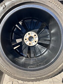 Zimní sada NOVÝCH alu kol Škoda Enyaq/Elroq Regulus R19 - 9