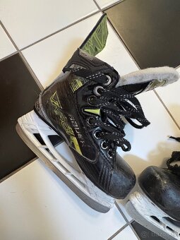 Dětské hokejové brusle Bauer Vapor x4 - 9