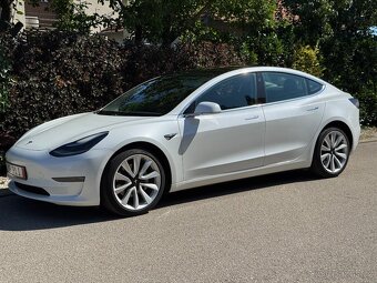 Tesla 3 Long Range Dual Motor, 3/2020, 350kW (476 koní) - 9