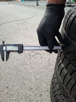 ORIGINAL ALU KOLA BMW 225/50 R 17 - 9