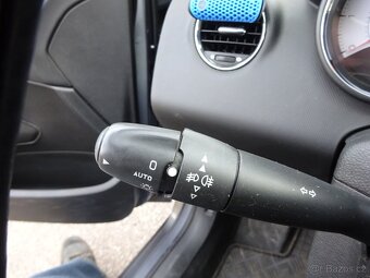 Peugeot 308 1.6i r.v.2010 serviska STK:9/2027 - 9